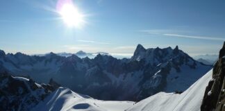 Co powoduje zatrzymywanie wody w organizmie?