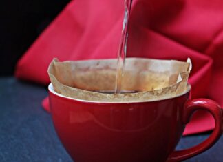 Jak filtrować wodę z kranu?