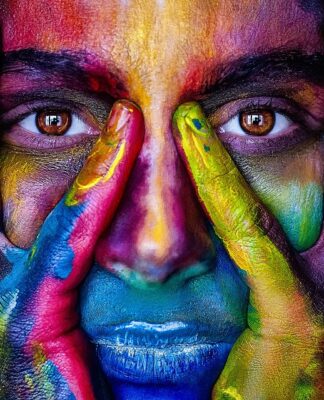 Czy farba akrylowa nadaje się do ubrań?