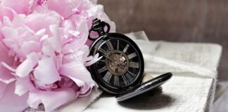 Czy lniana koszulą pasuje do garnituru? Czy lniana koszulą pasuje do garnituru?